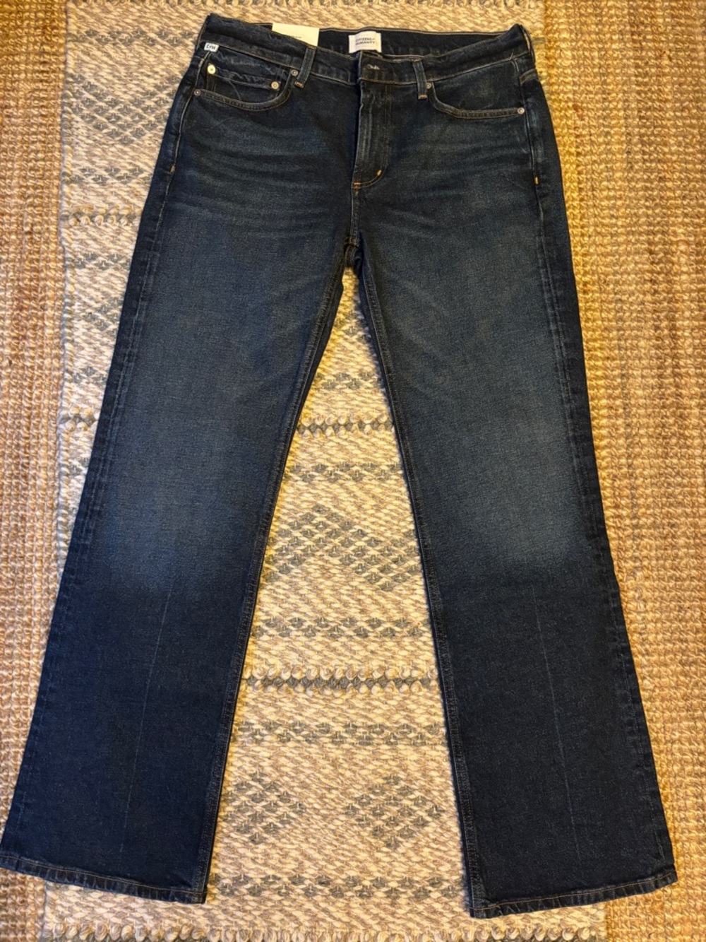 Brand new with tags womens Citizens of Humanity bootcut jeans Genova size 29.